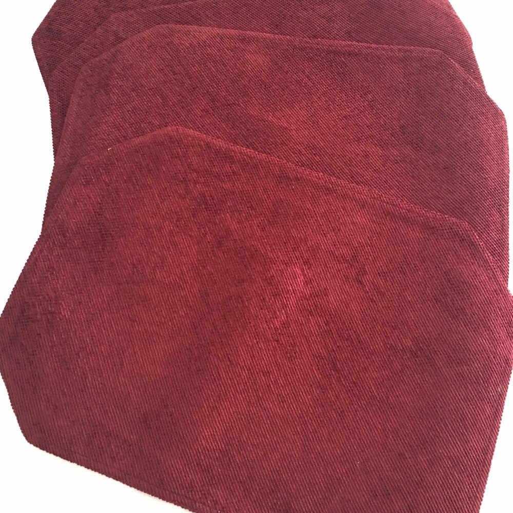 Cloth placemats